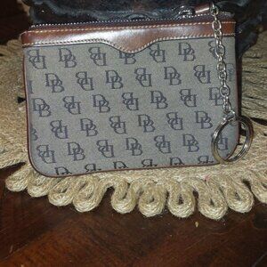 Dooney&Bourke key chain wallet